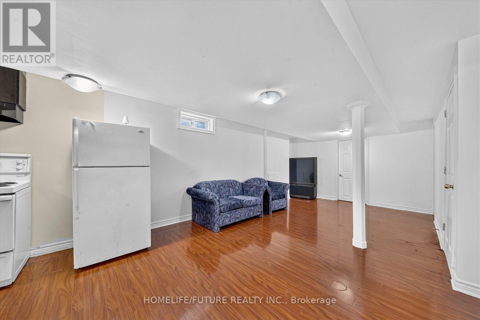 16 ROZELL ROAD - Image 34