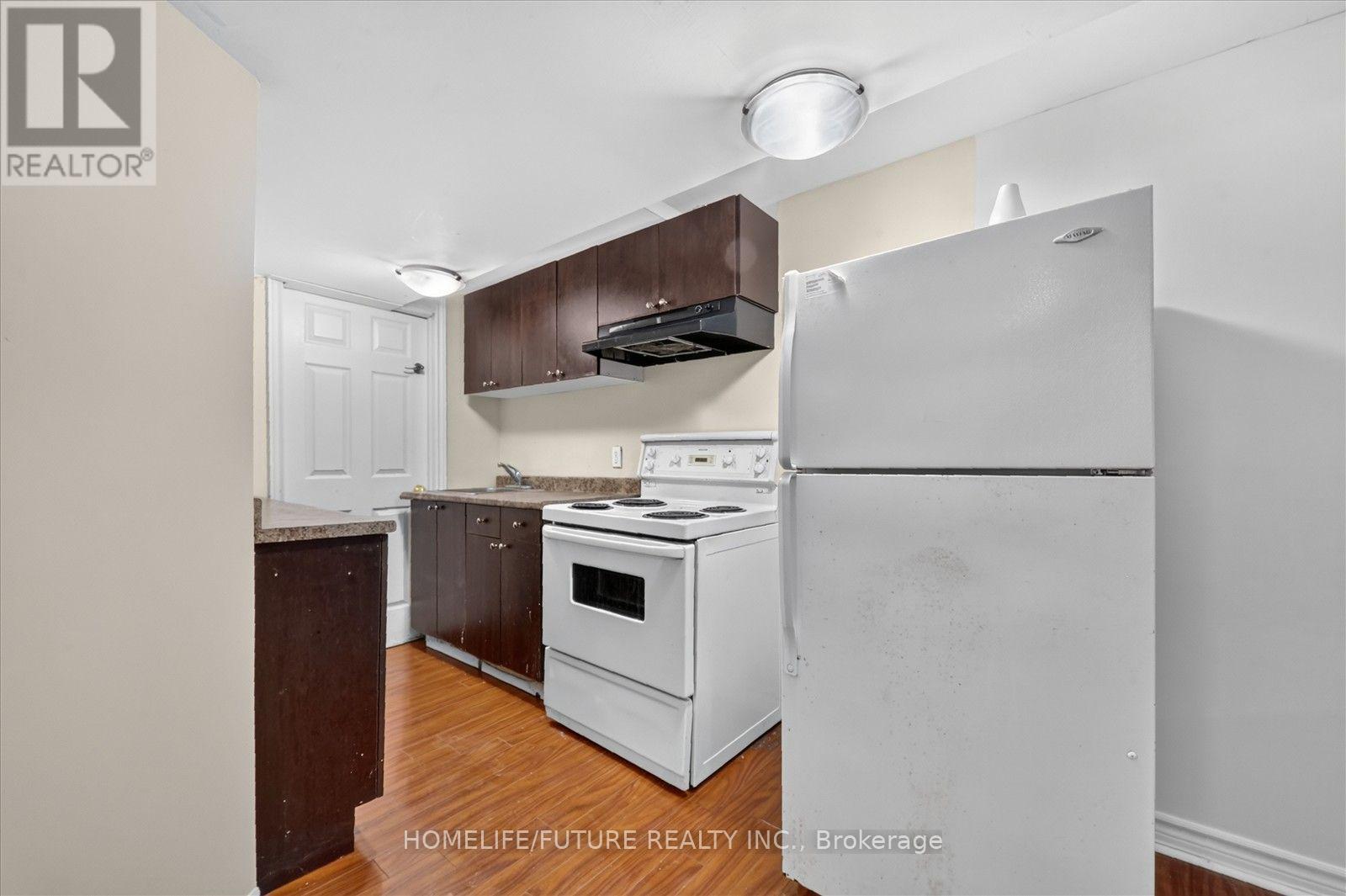 16 ROZELL ROAD - Image 38