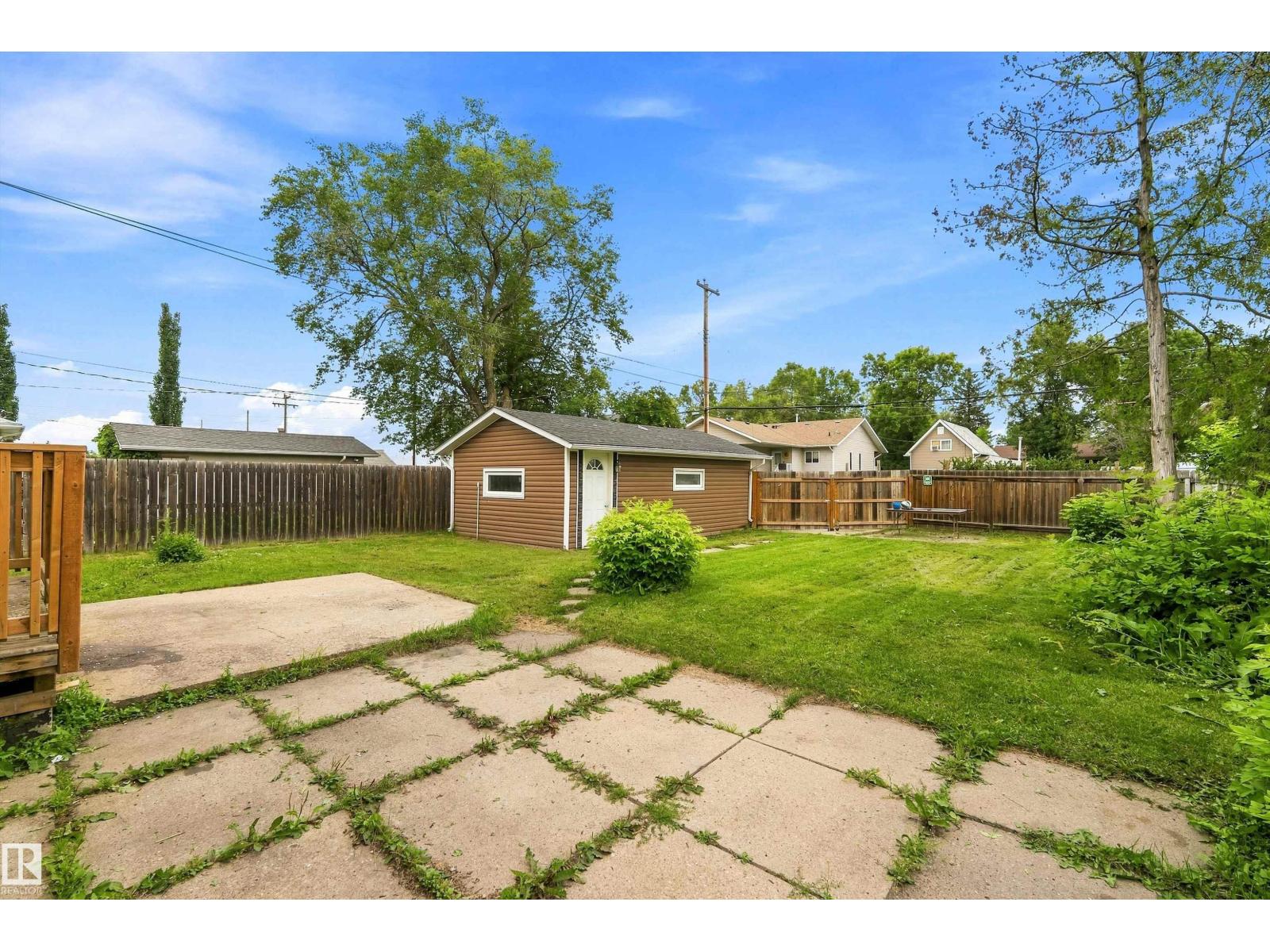 4728 48 AV - Image 37