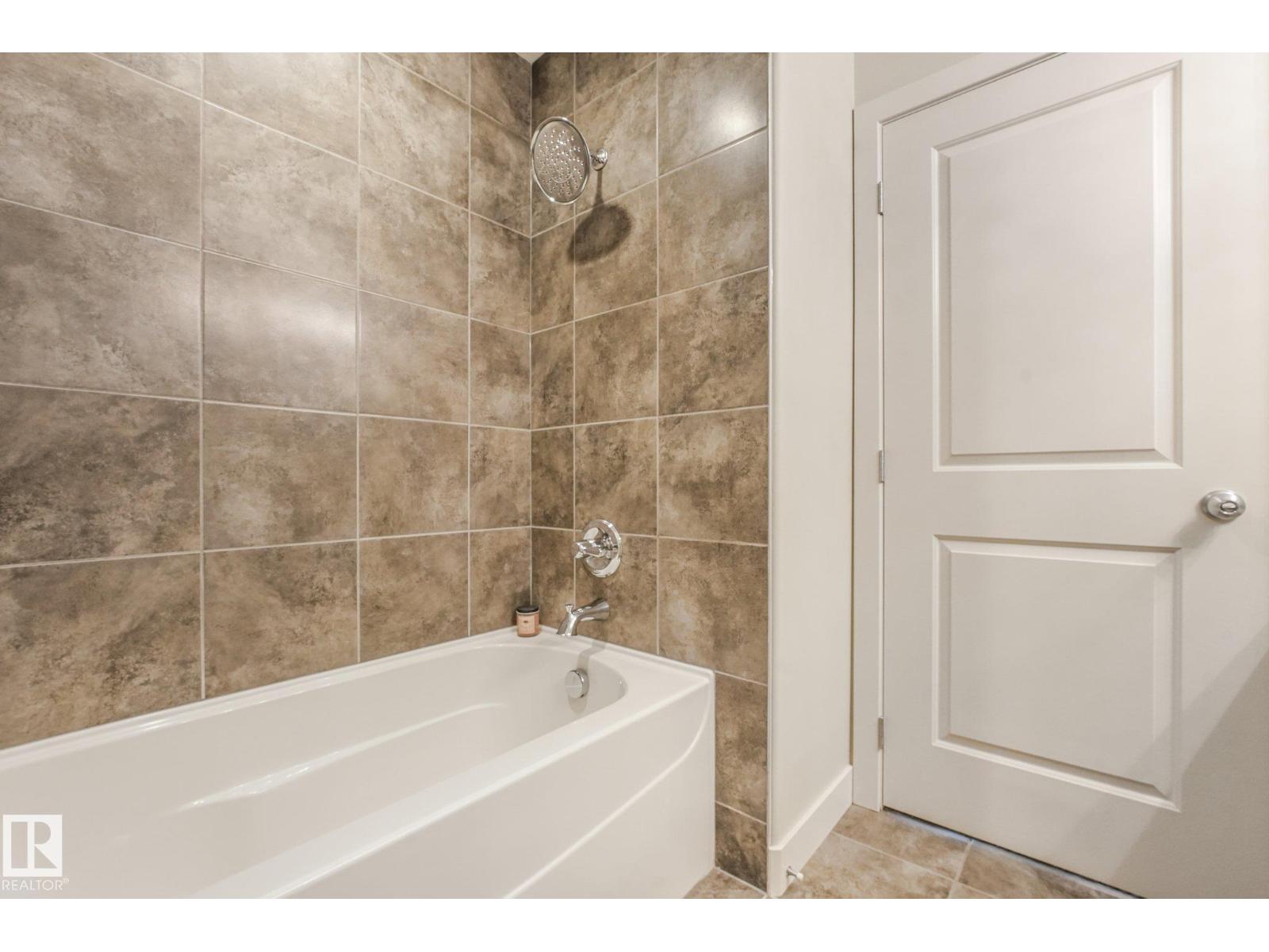 2722 KIRKLAND WY SW - 43