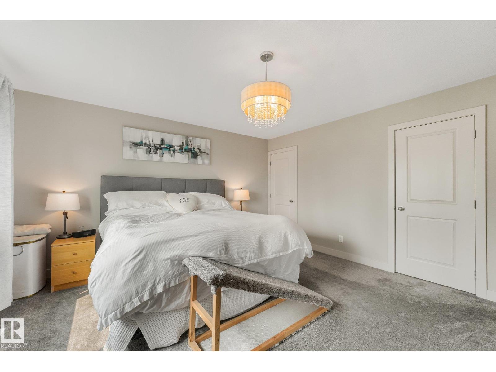 2722 KIRKLAND WY SW - 44