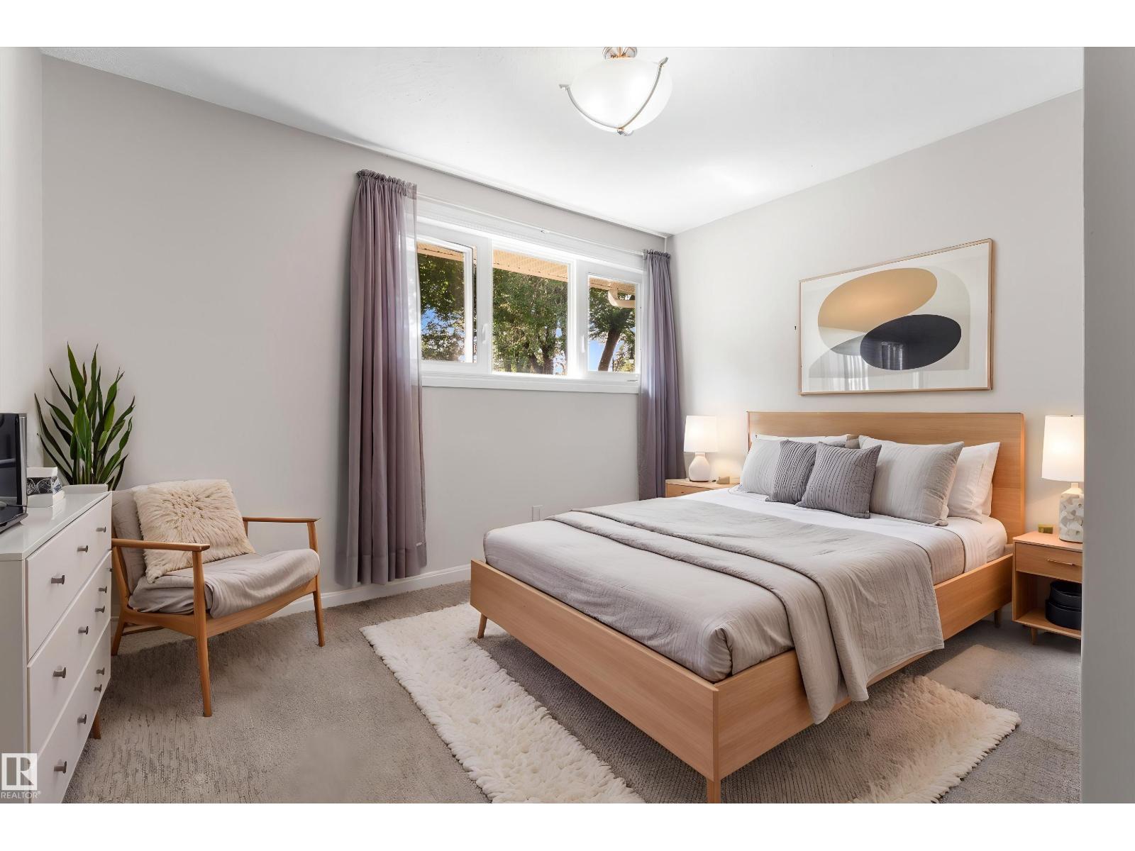 9219 148 ST NW - 15