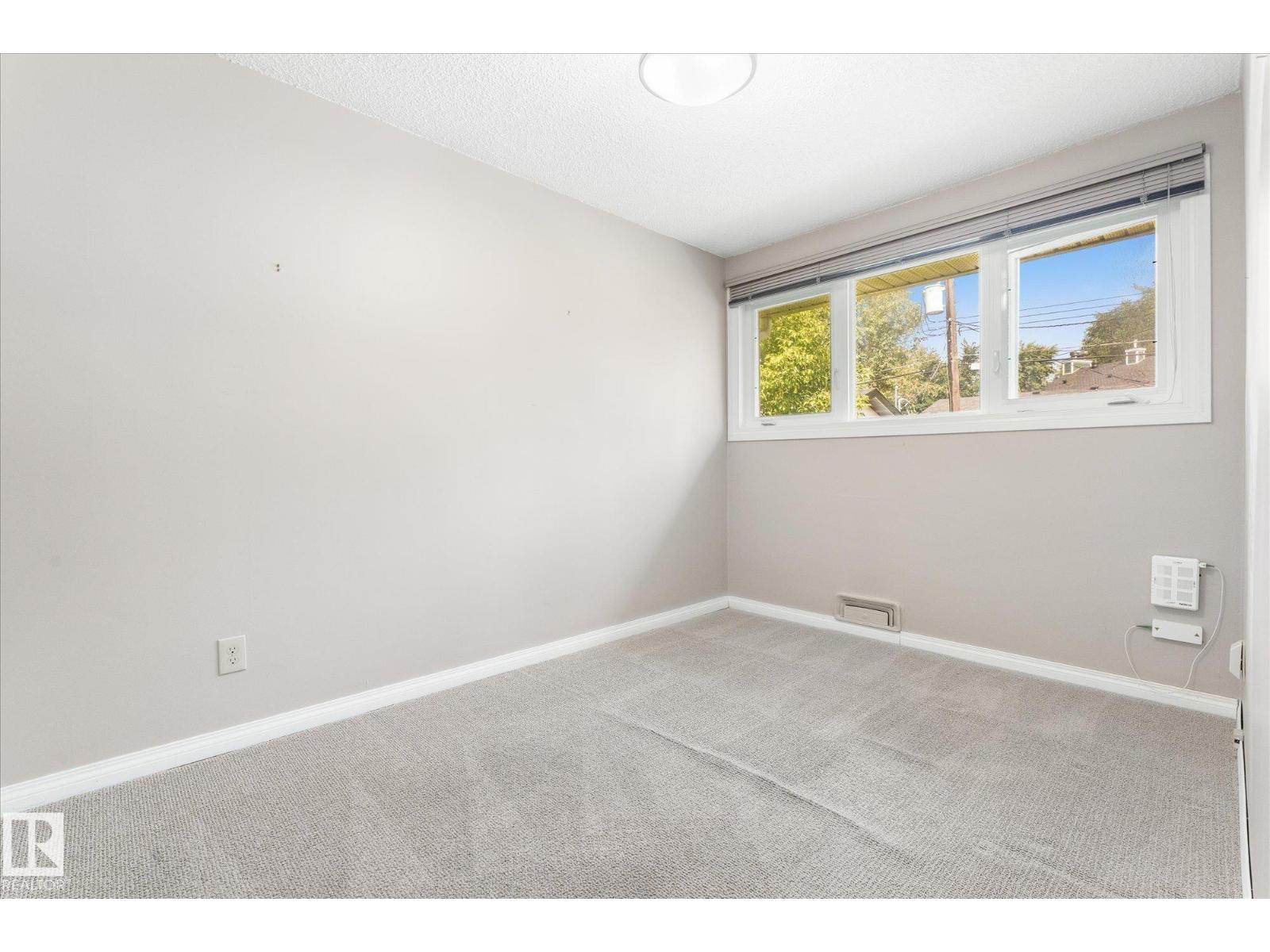 9219 148 ST NW - 18