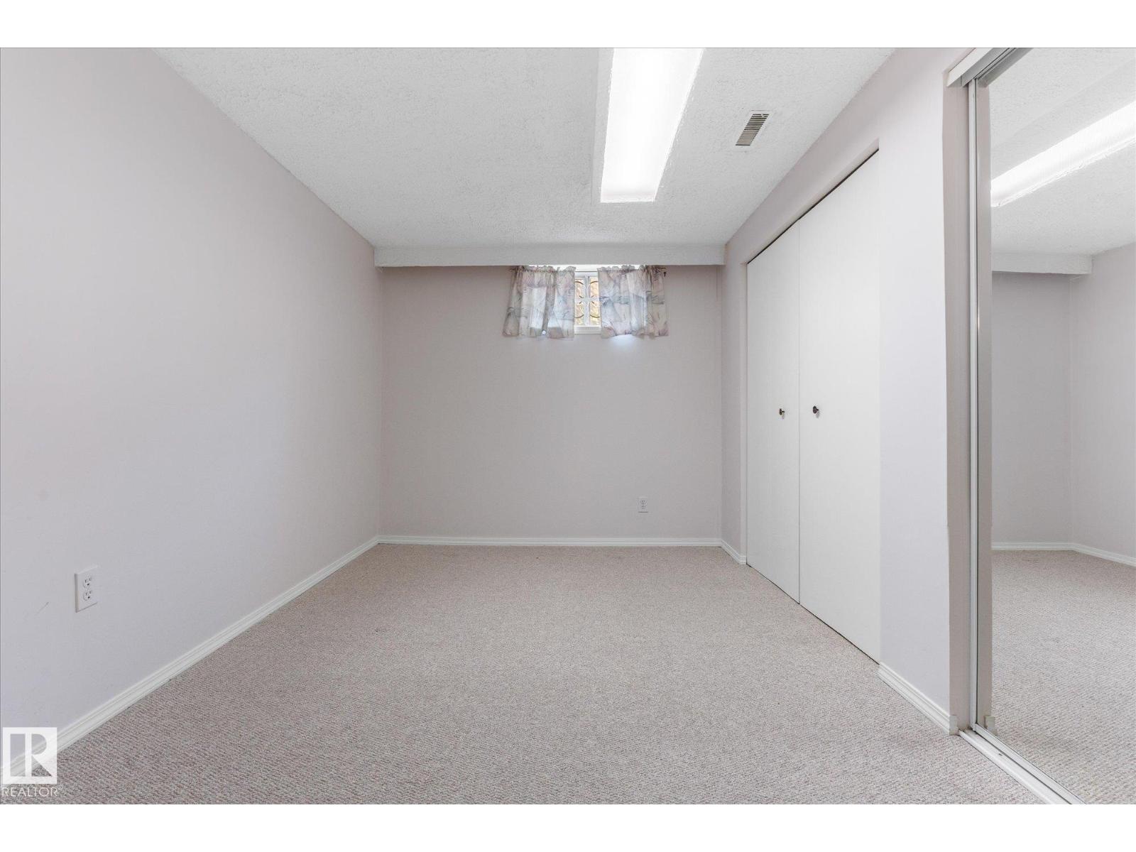 9219 148 ST NW - 30