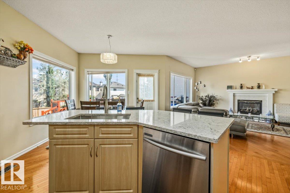 306 HILLIARD CL NW - 11