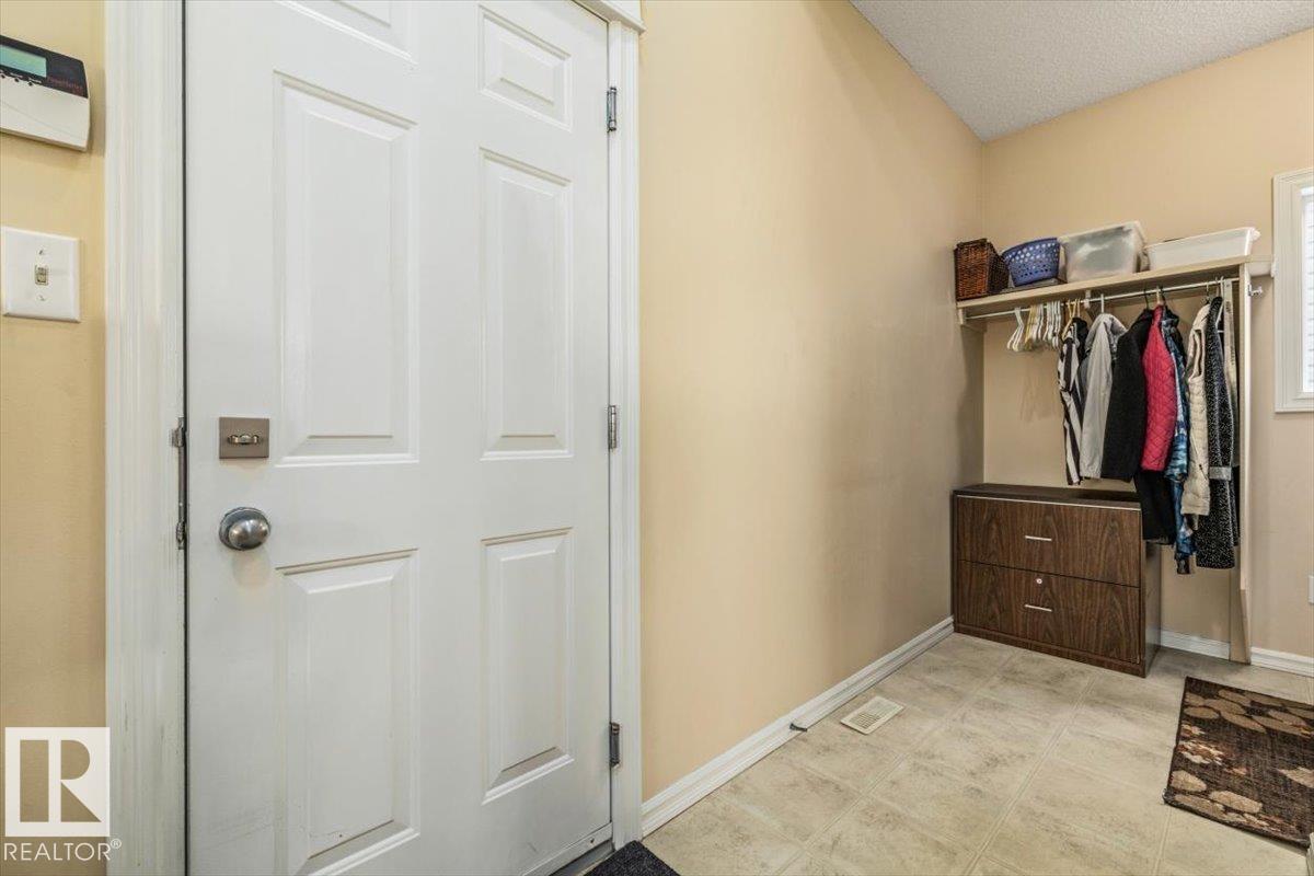 306 HILLIARD CL NW - 33