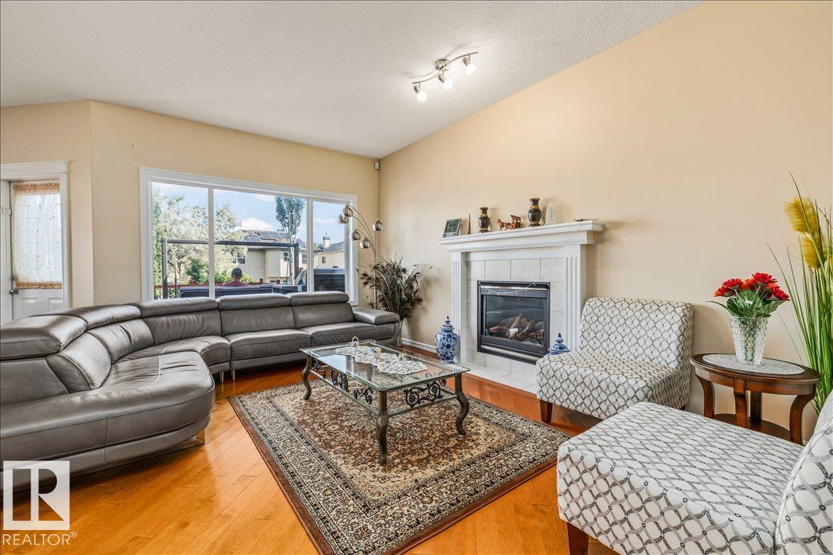 306 HILLIARD CL NW - 6