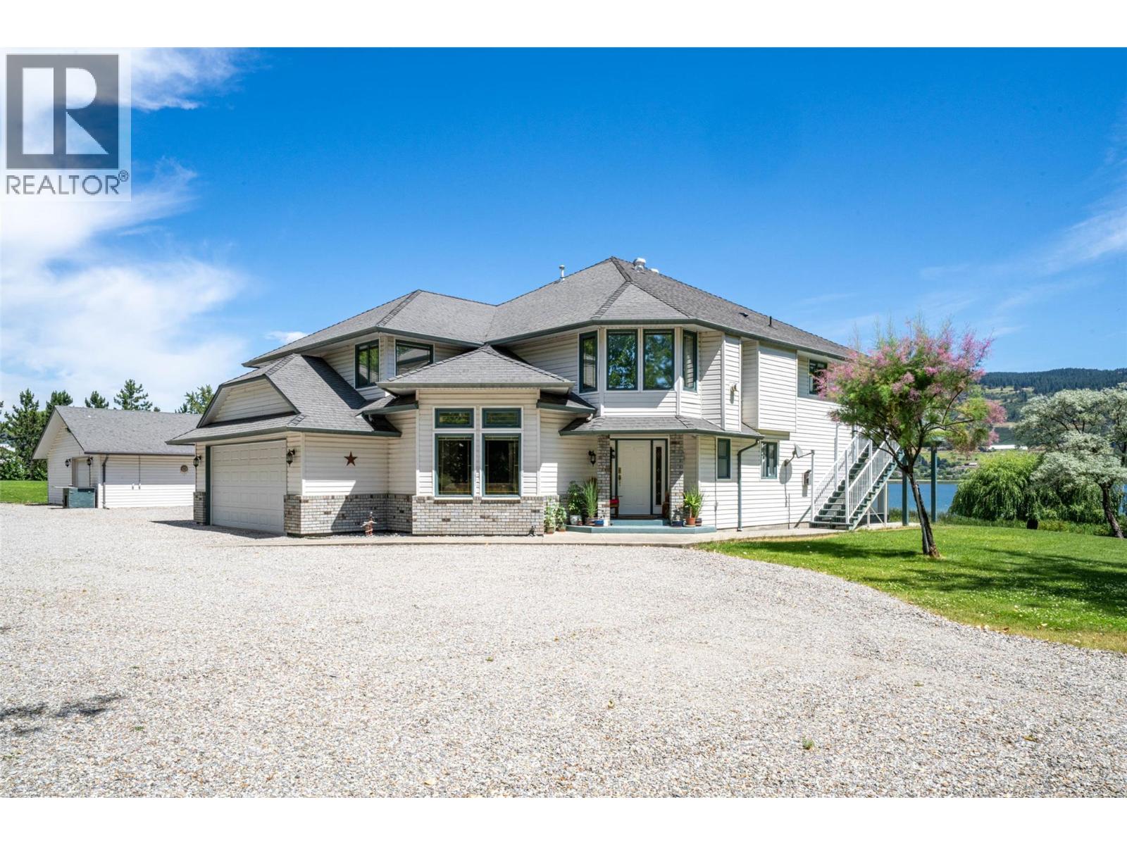 7821 Old Kamloops Road - 7