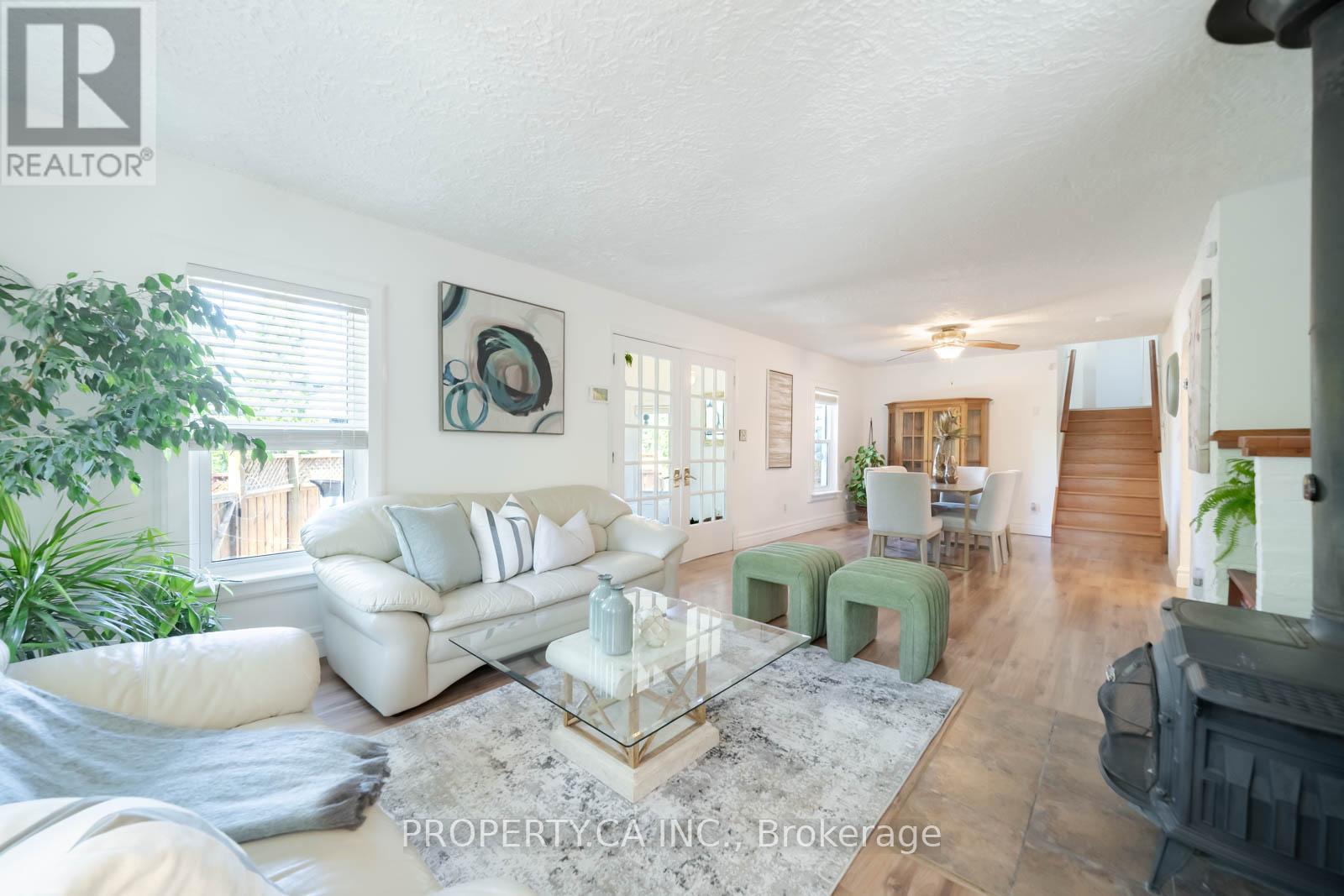 131 COOK'S BAY DRIVE - 16