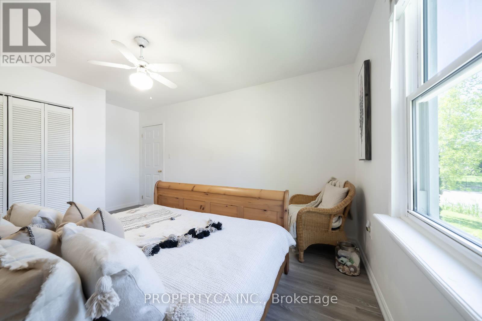 131 COOK'S BAY DRIVE - 25