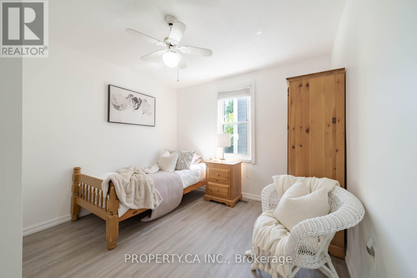 131 COOK'S BAY DRIVE - 26