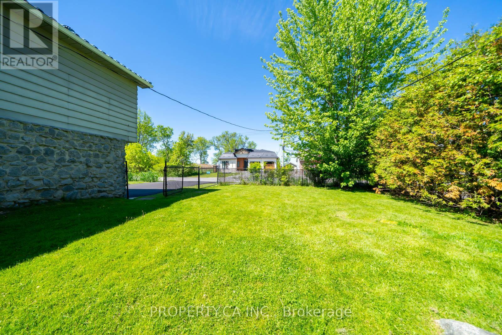 131 COOK'S BAY DRIVE - 35