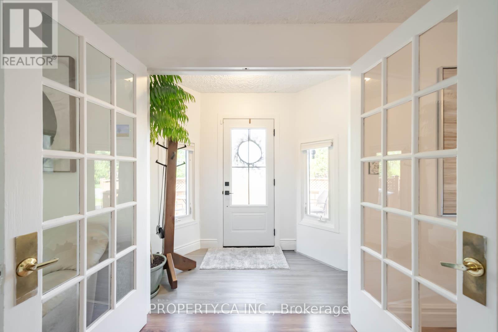 131 COOK'S BAY DRIVE - 9