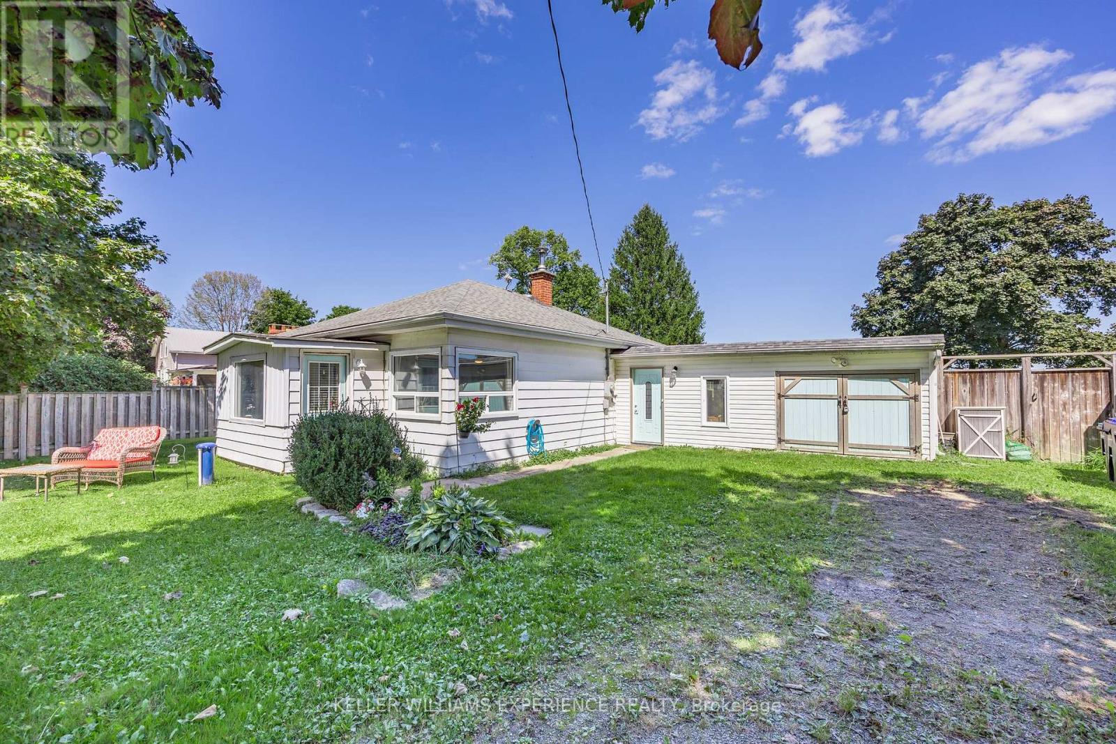 3829 CROSSLAND ROAD - 1