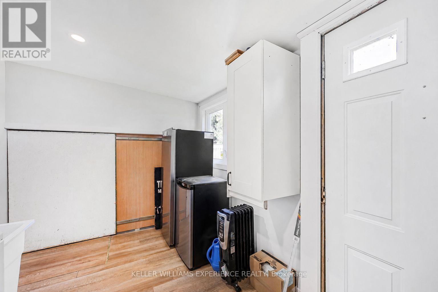 3829 CROSSLAND ROAD - 15