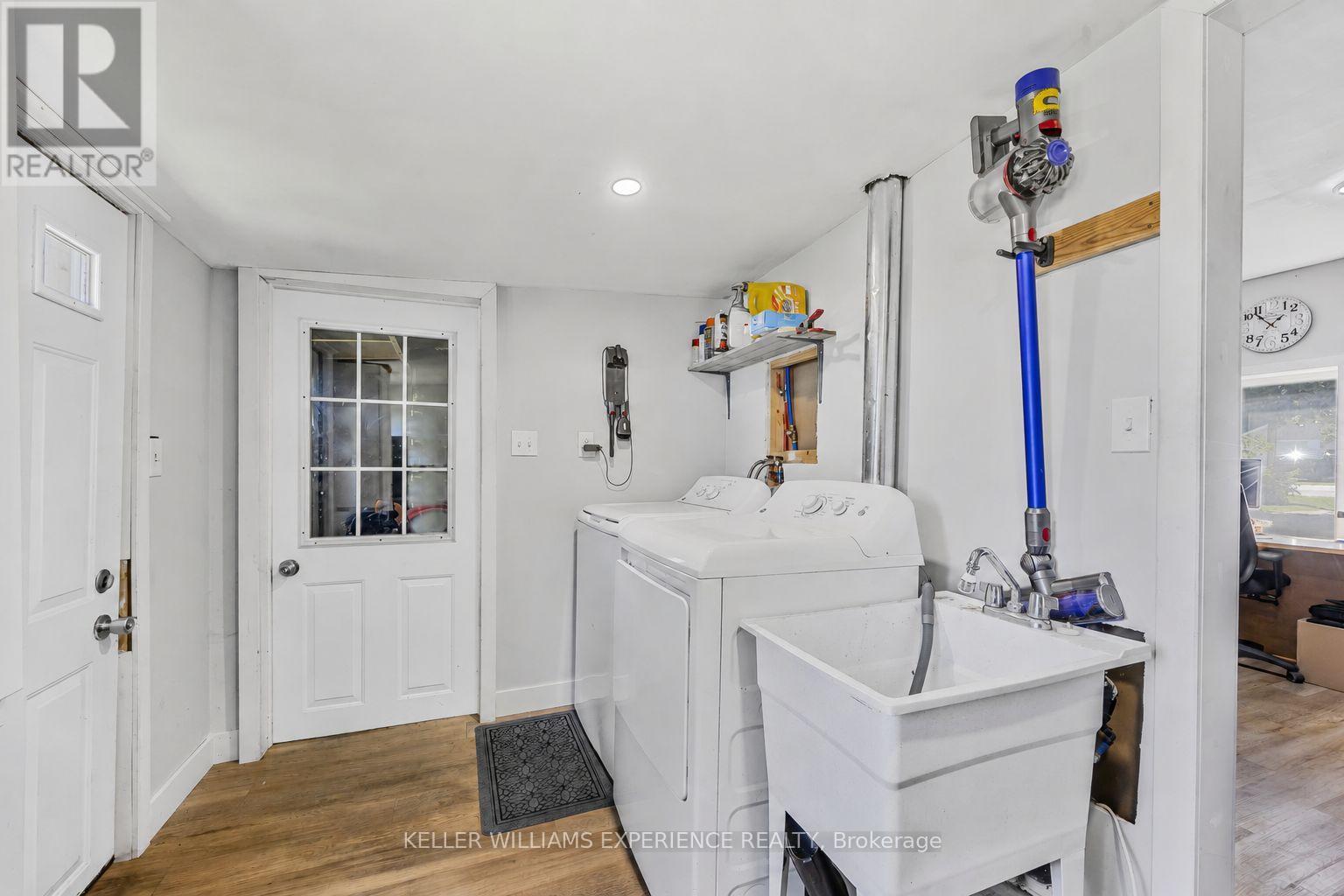 3829 CROSSLAND ROAD - 16