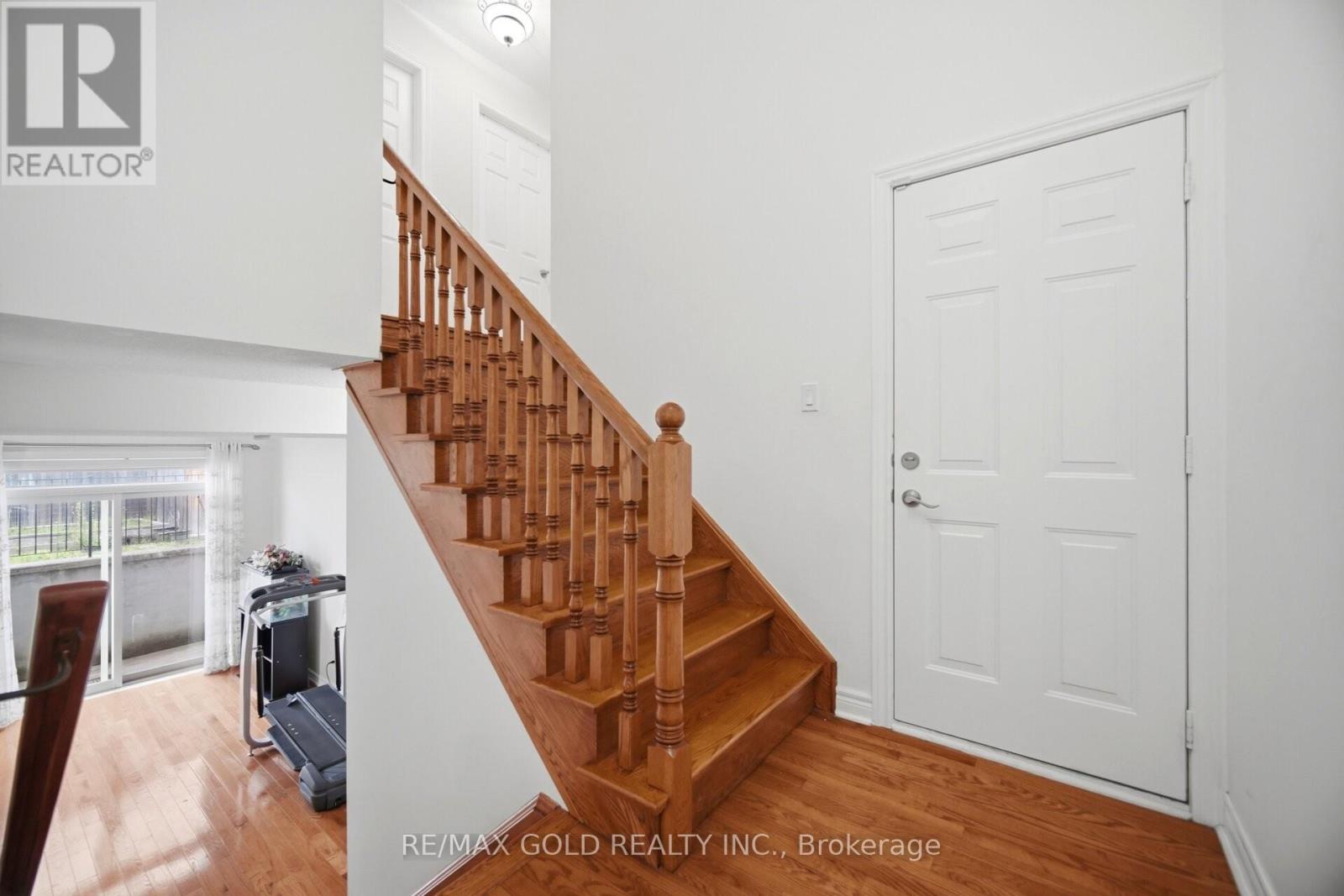 77 TRAILSIDE WALK - Image 16