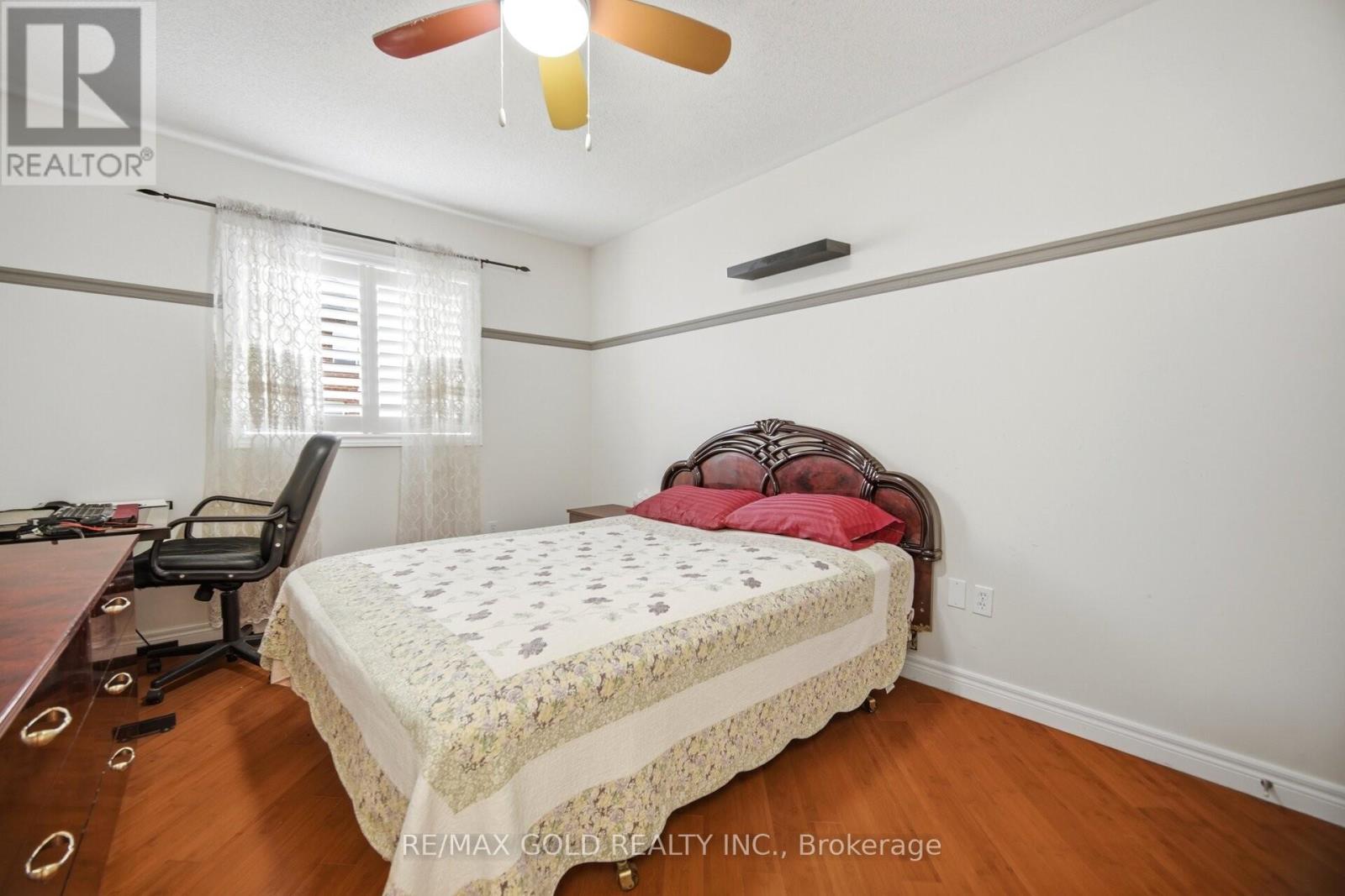 77 TRAILSIDE WALK - 20