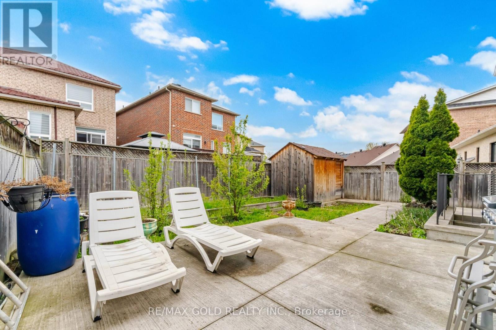 77 TRAILSIDE WALK - 28