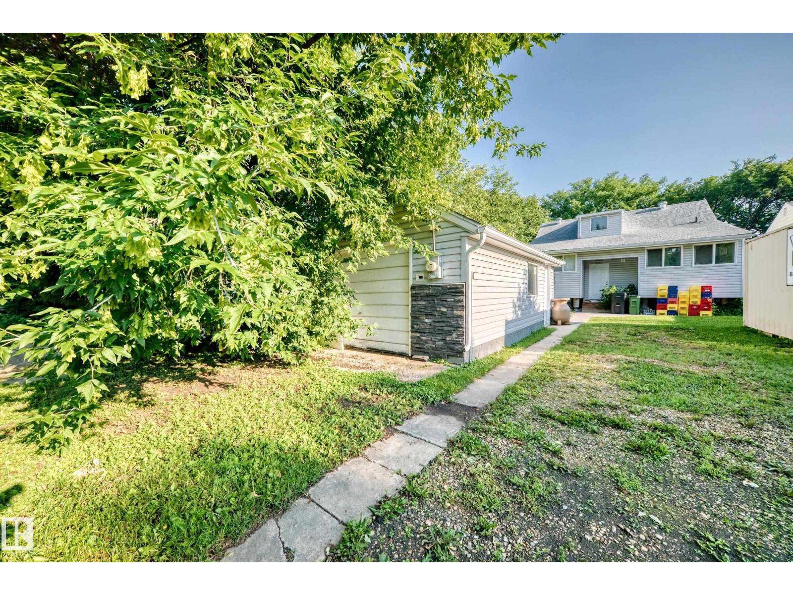9719 71 AV NW - Image 57