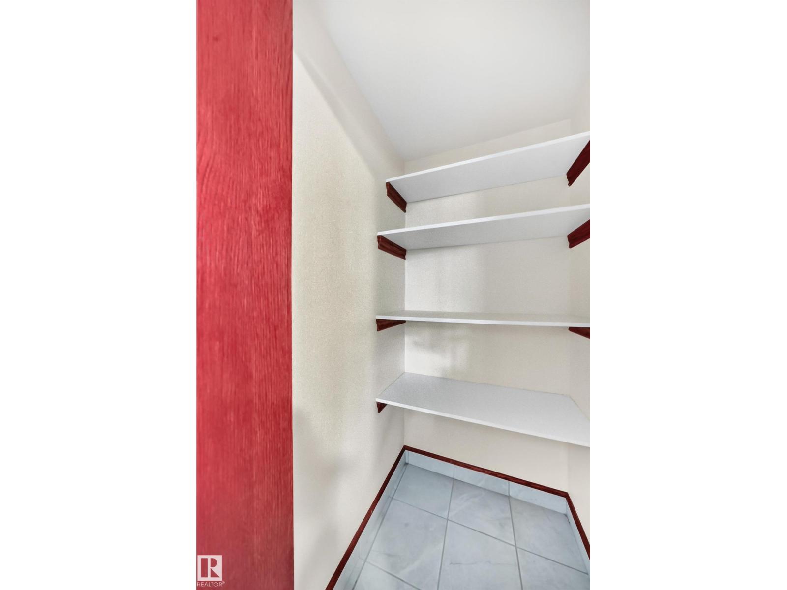 9719 71 AV NW - Image 39