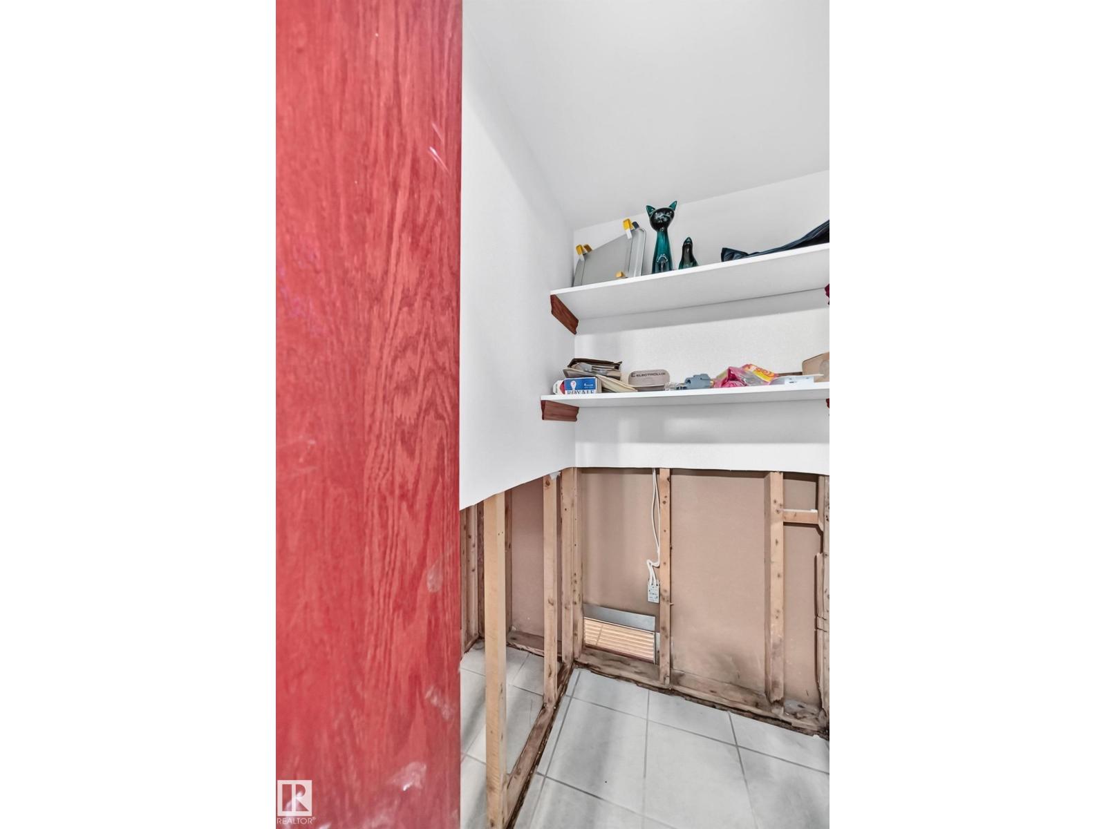 9719 71 AV NW - Image 42