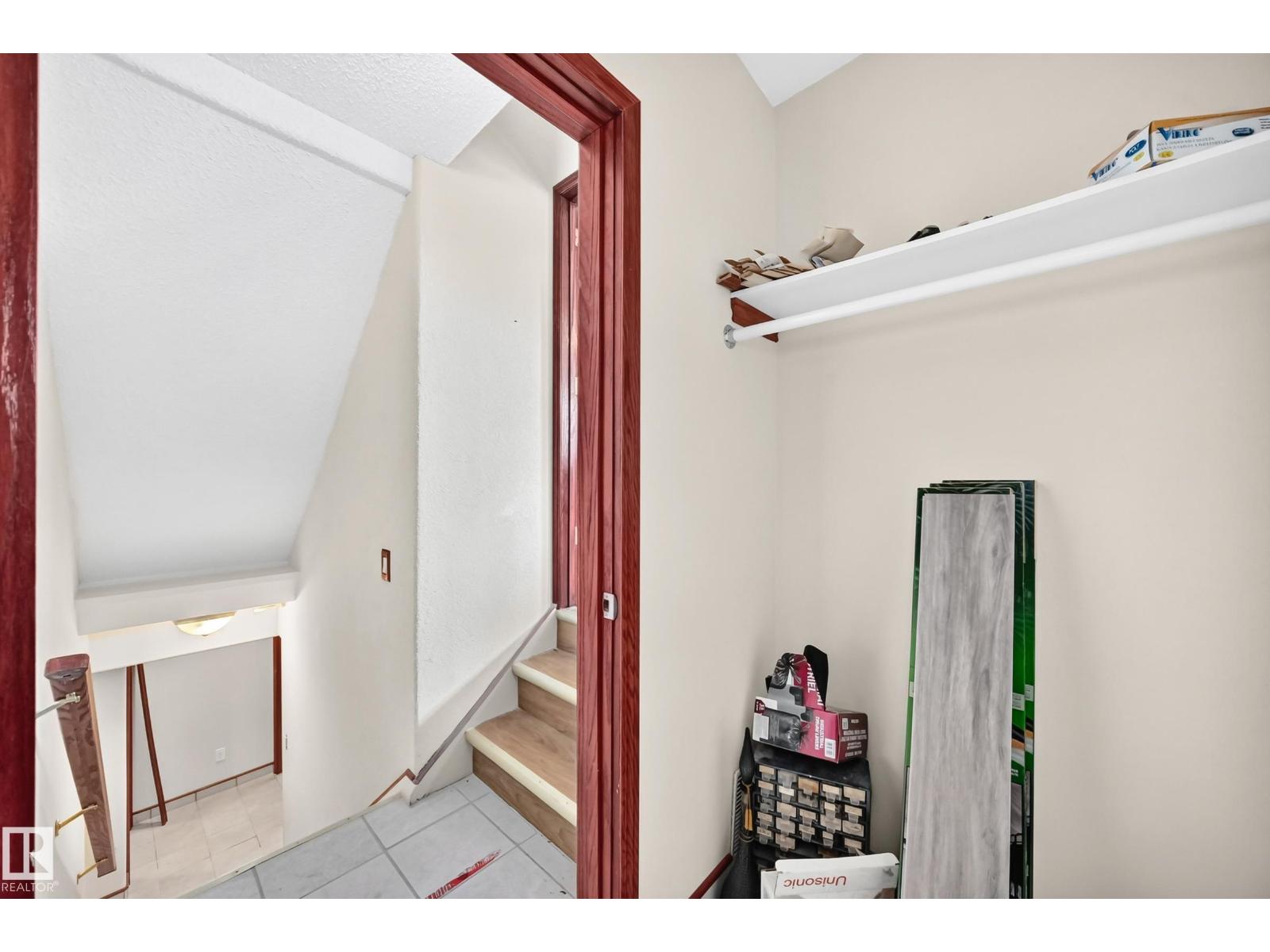 9719 71 AV NW - Image 30