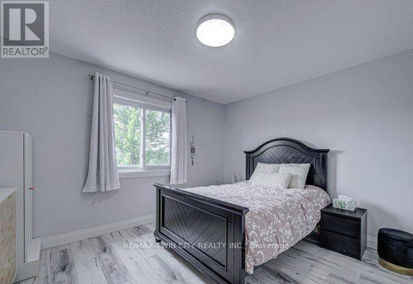 37 WINGFIELD AVENUE - 18
