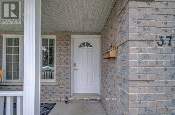 37 WINGFIELD AVENUE - 5