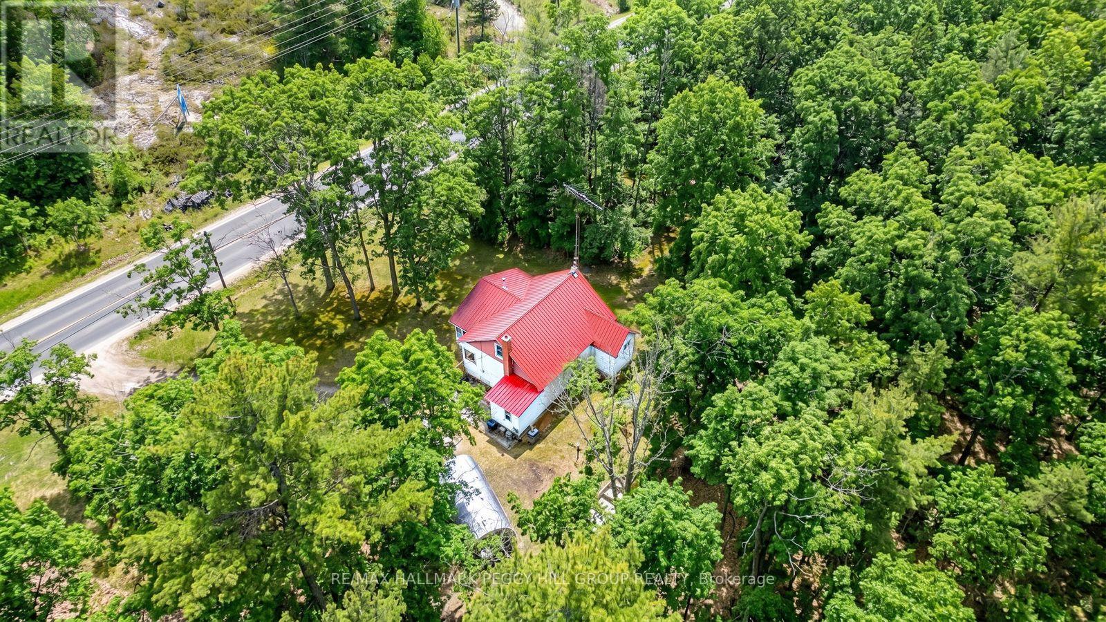 1301 HONEY HARBOUR ROAD - 5