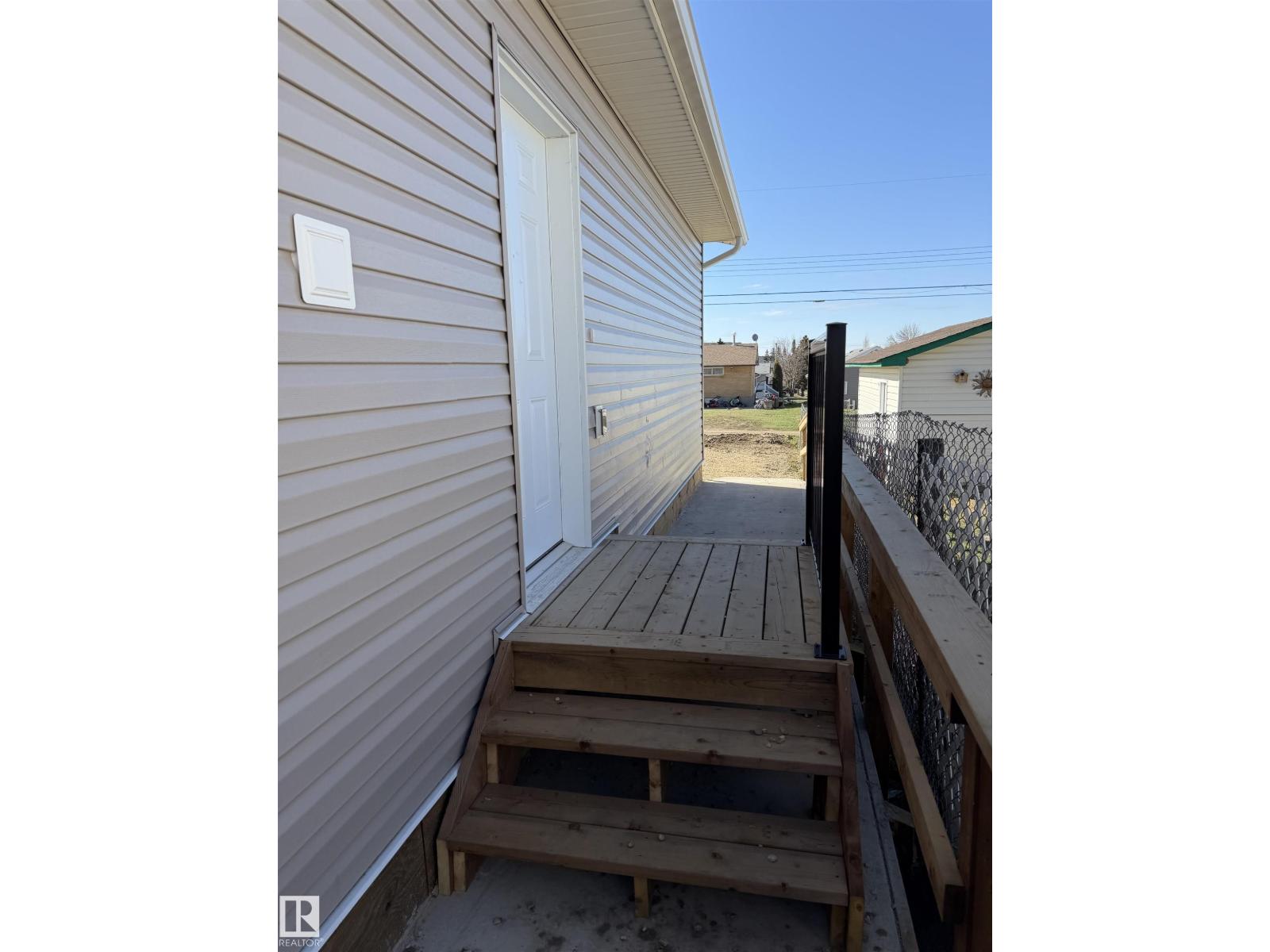 4313 54 AV - Image 27