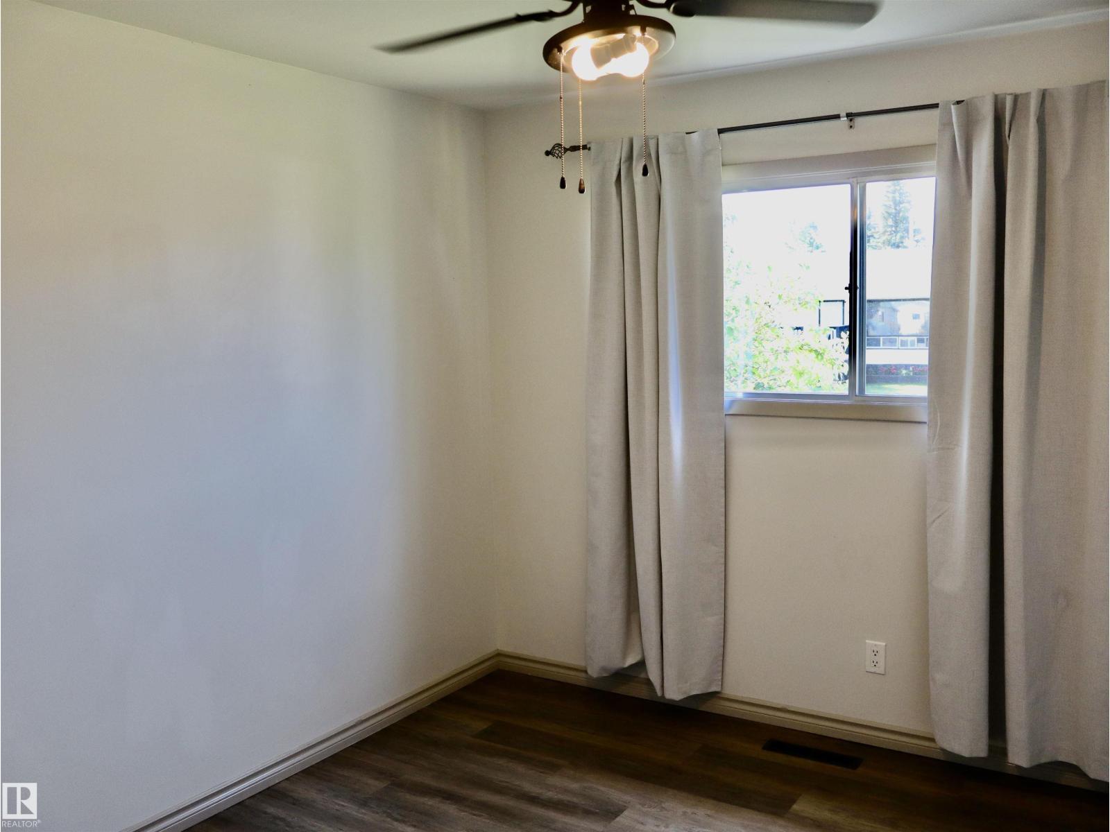 4306 - 55 Ave - Image 30