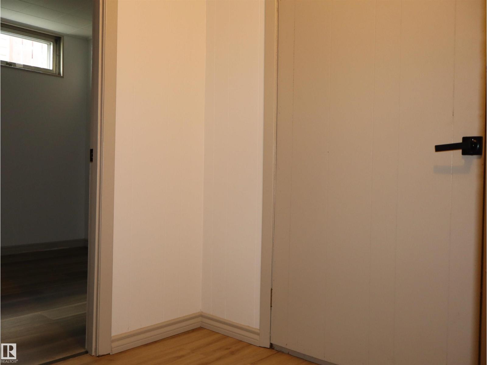 4306 - 55 Ave - Image 33