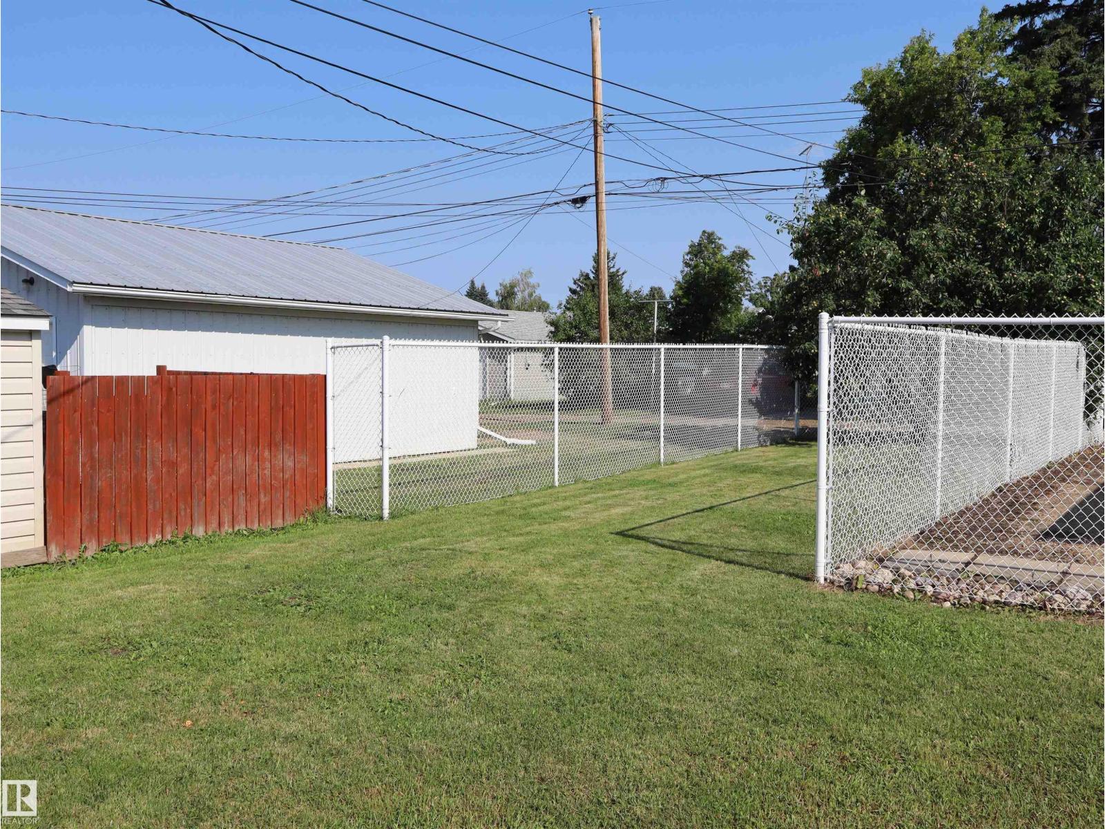 4306 - 55 Ave - 5