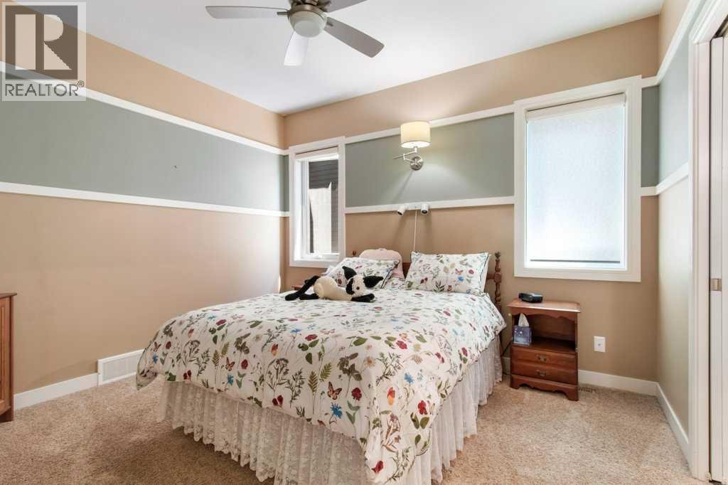 12 Beardsley Crescent, Lacombe