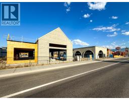 100 3121 Lakeshore Road, Kelowna
