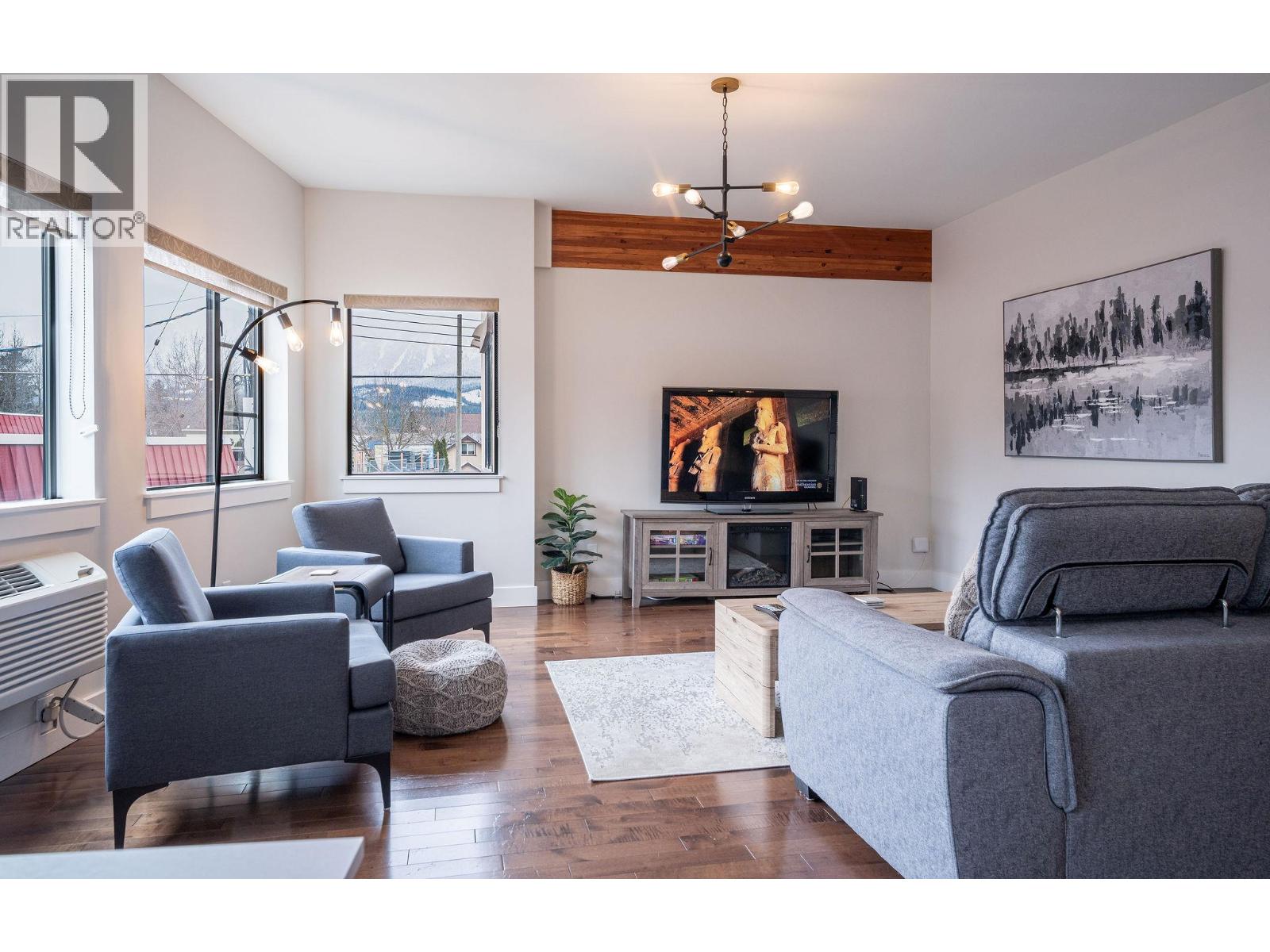 #203 309 First Street W Lot# 11 - 3