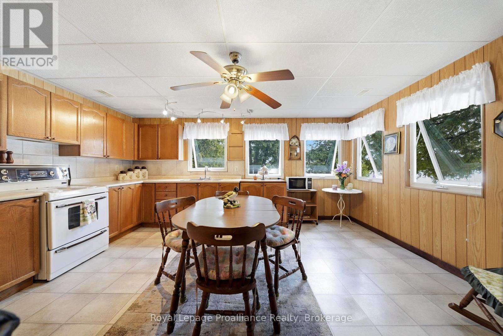 188 NORTH BEAVER LAKE ROAD - 11