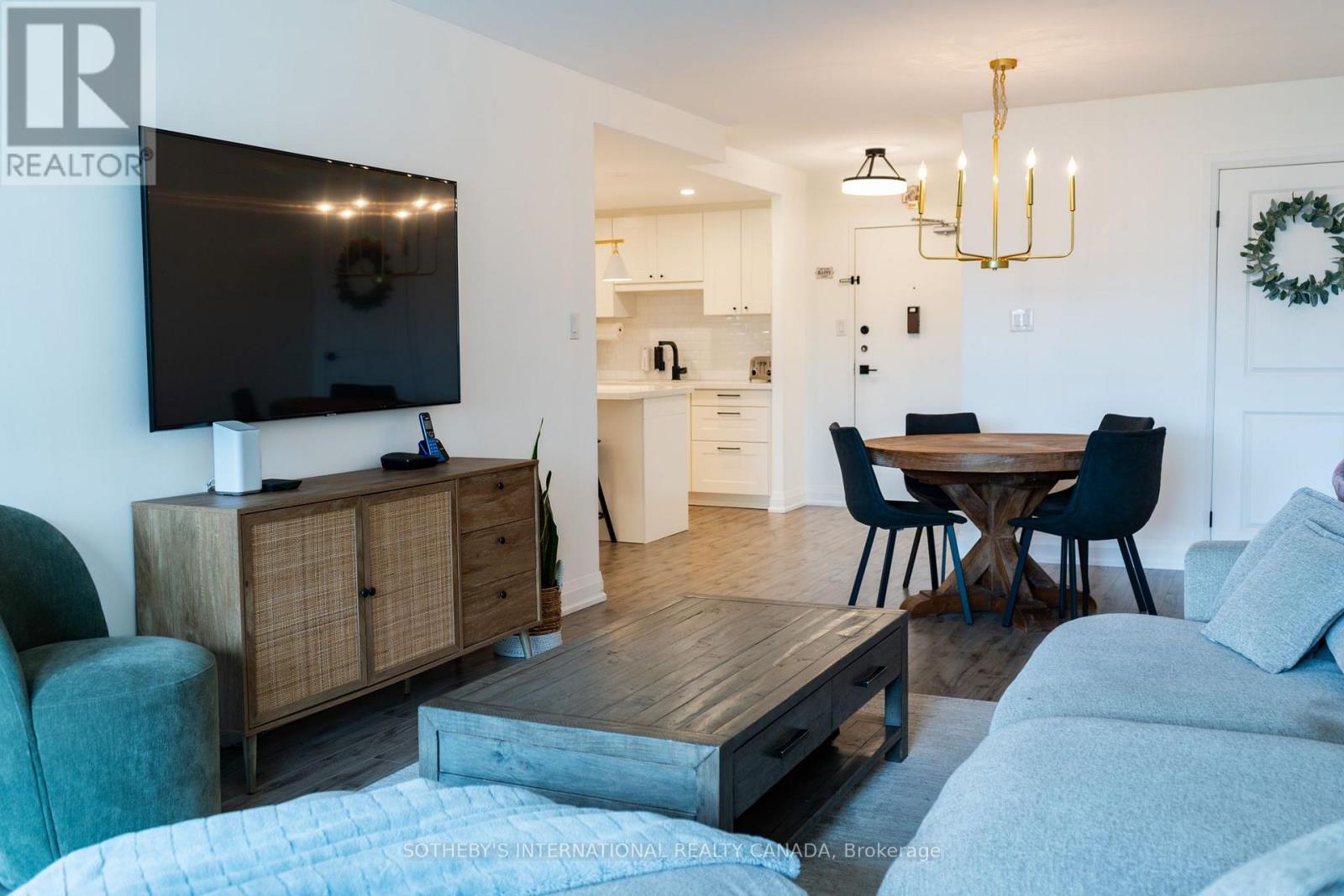#1110 812 BURNHAMTHORPE ROAD - Image 12