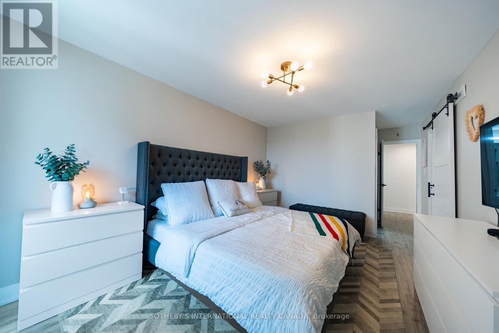 #1110 812 BURNHAMTHORPE ROAD - Image 15