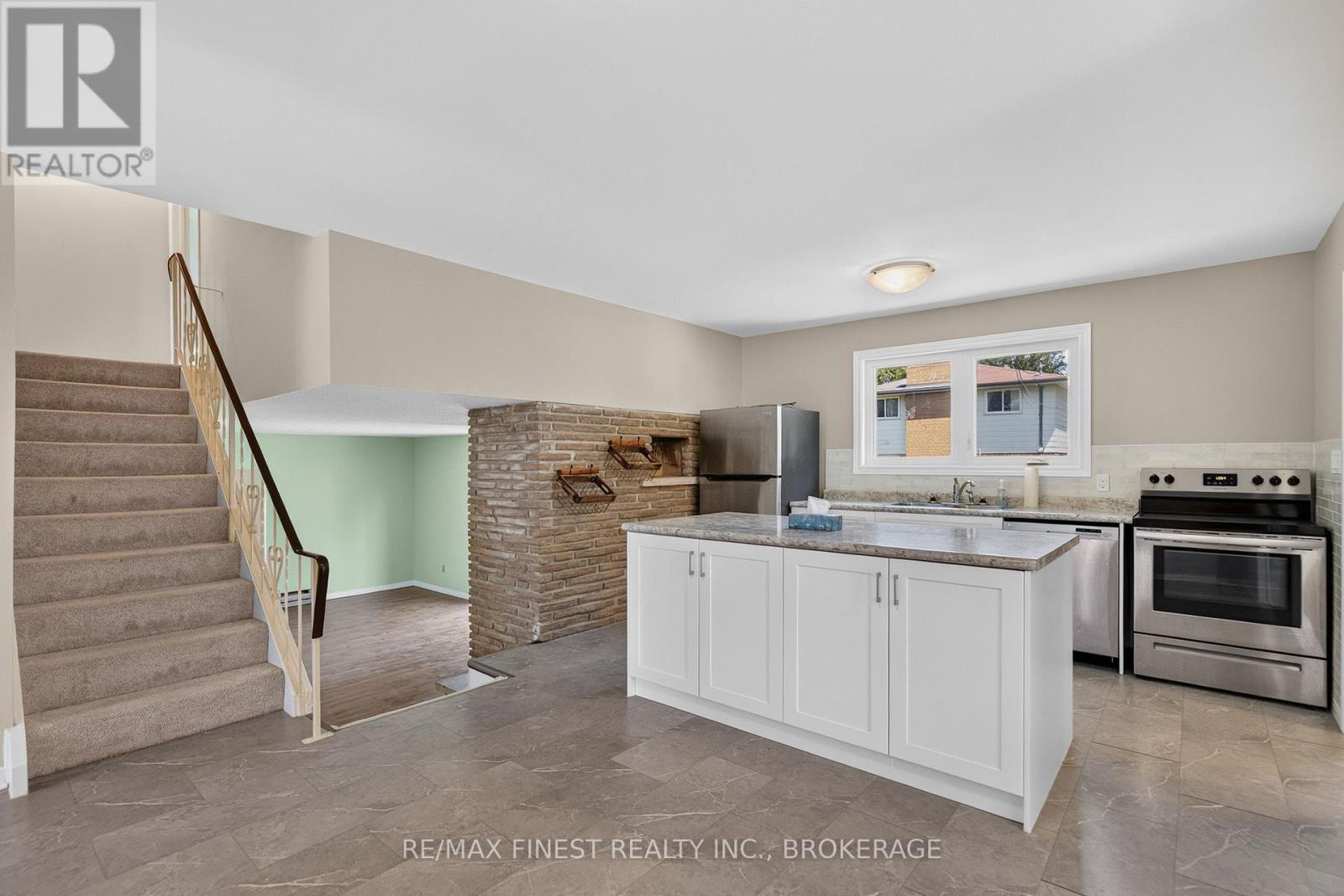 881 LUDGATE CRESCENT - Image 12
