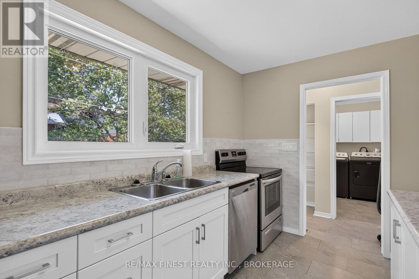 881 LUDGATE CRESCENT - Image 15