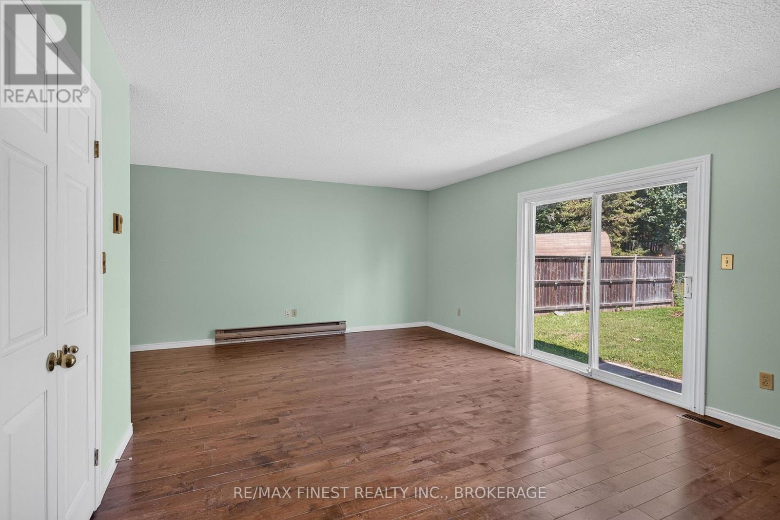 881 LUDGATE CRESCENT - Image 21