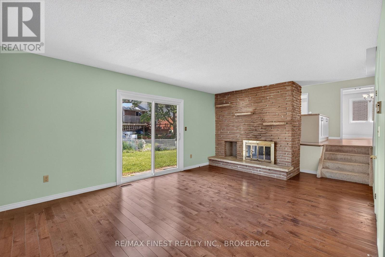 881 LUDGATE CRESCENT - Image 22