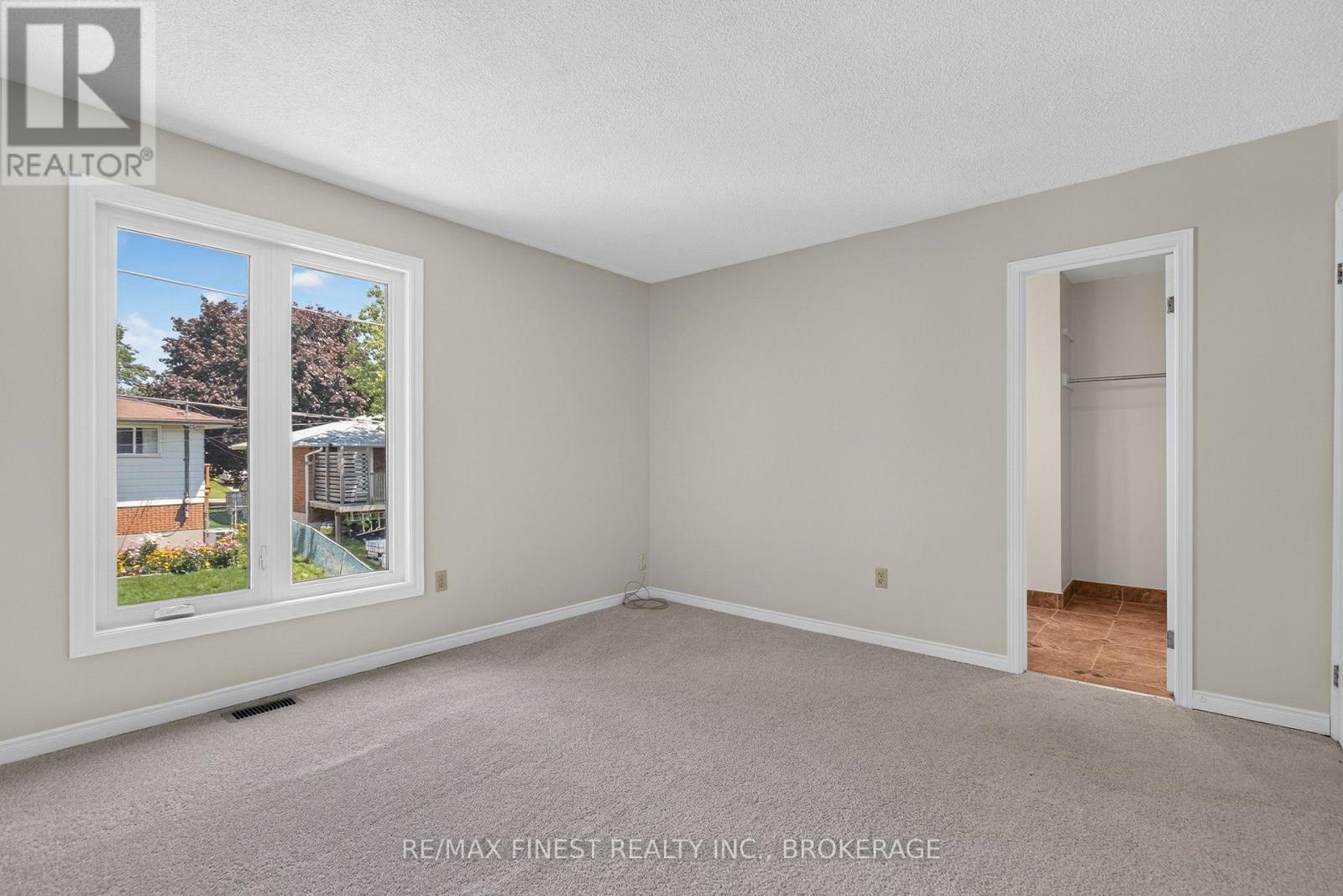 881 LUDGATE CRESCENT - 28