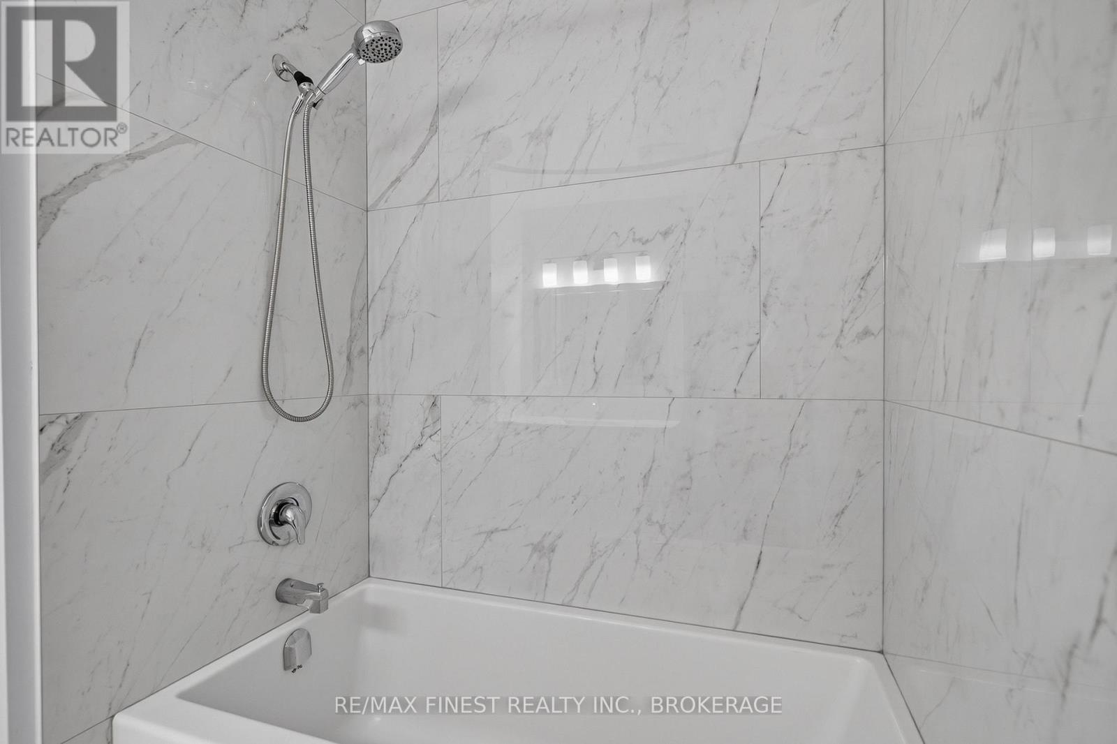 881 LUDGATE CRESCENT - Image 32