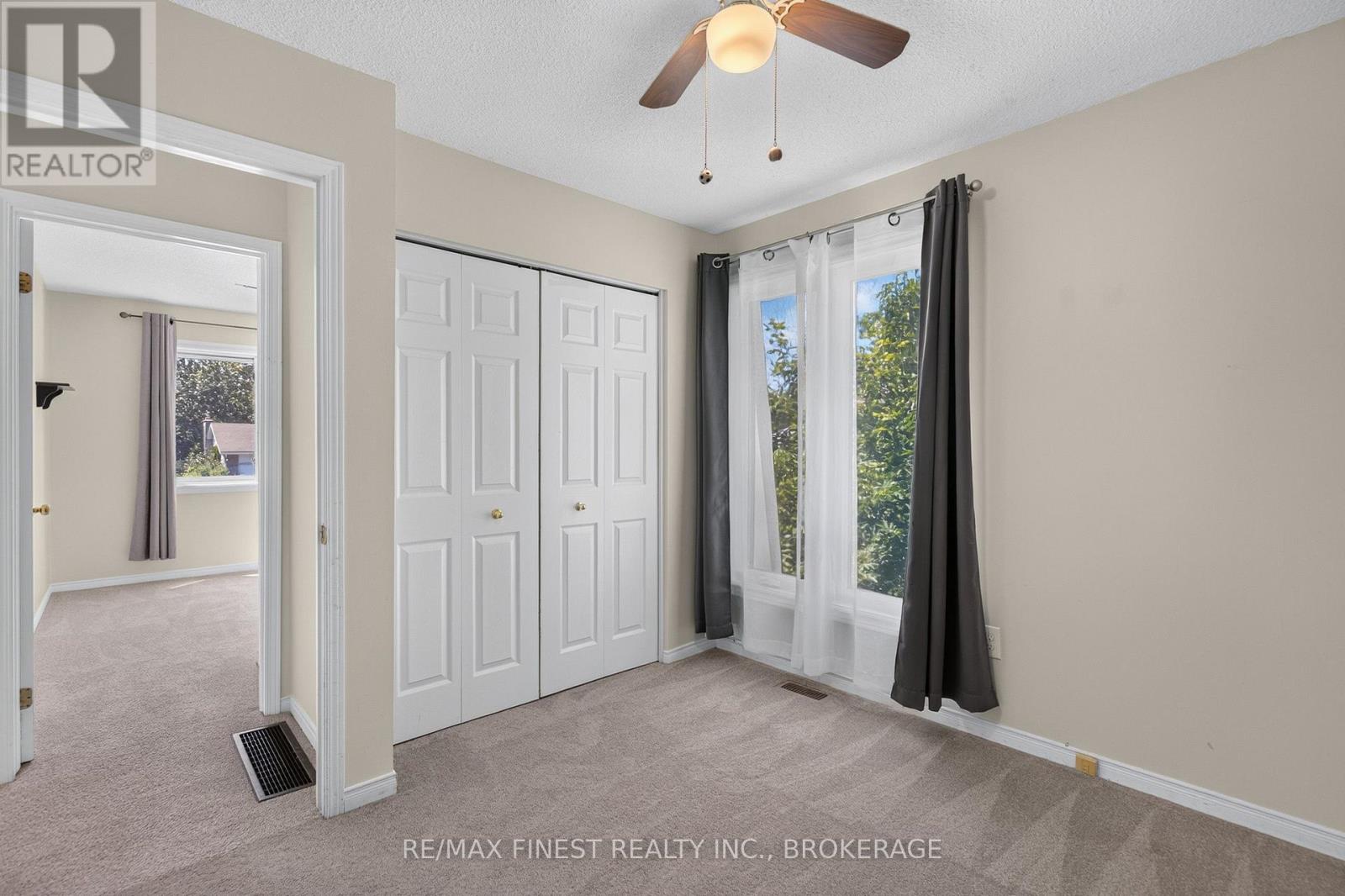881 LUDGATE CRESCENT - 38