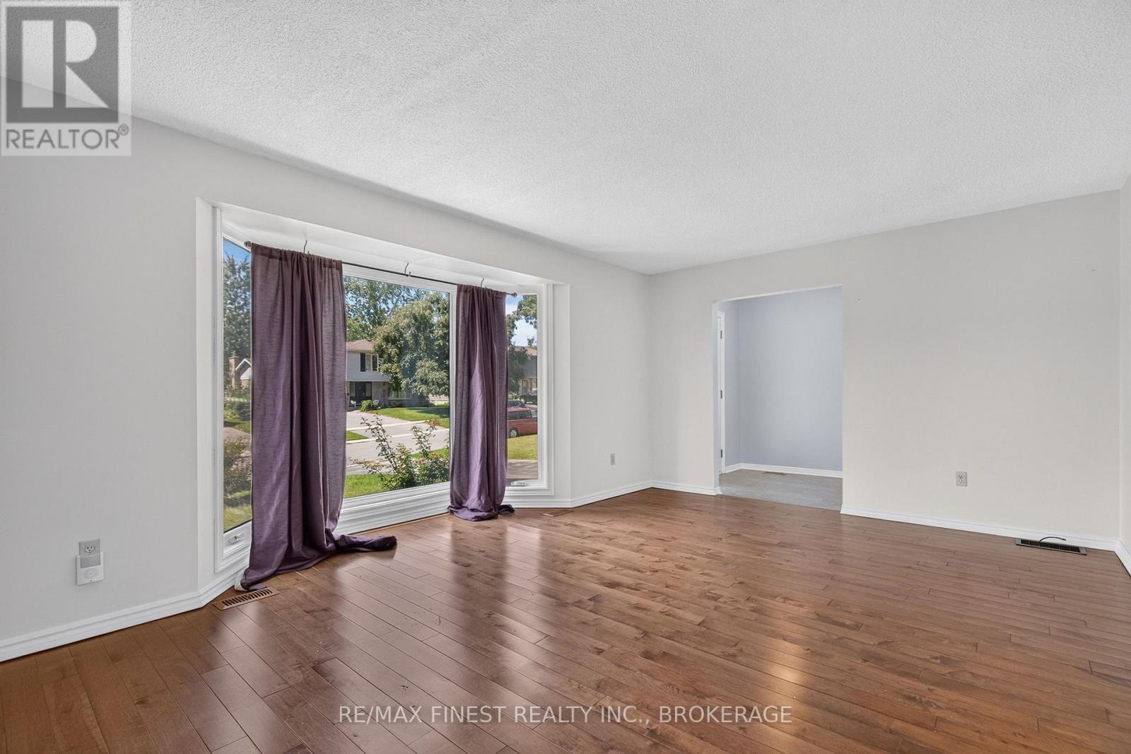 881 LUDGATE CRESCENT - Image 7