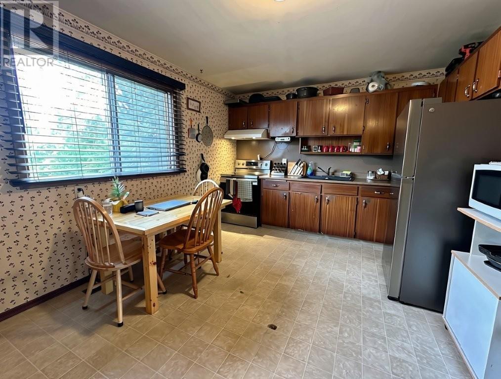 579 Simon Fraser Drive - 14
