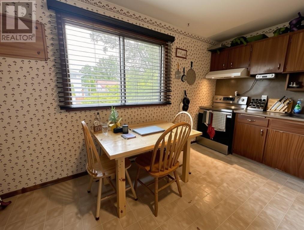 579 Simon Fraser Drive - 16